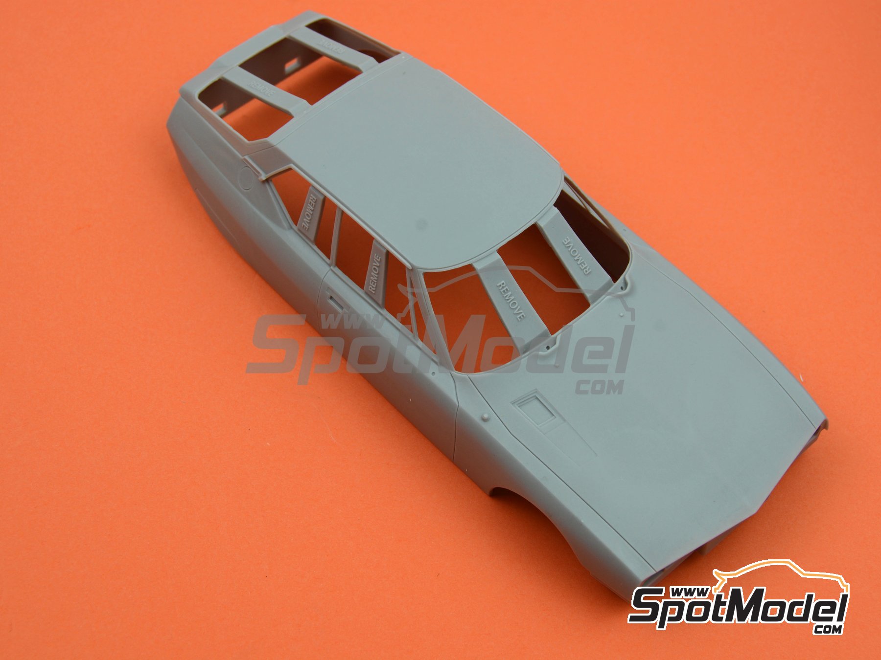 Ukrainian Scale Cars Production Model car kit 1/24 scale Citroën SM